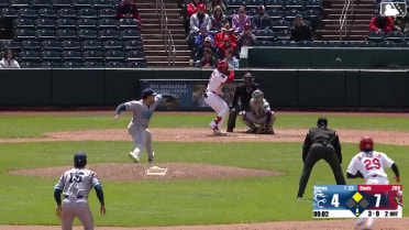 Chase Davis reaches on a fielding error by left fielder Yamal Encarnacion. Jon Jon Gazdar scores.
