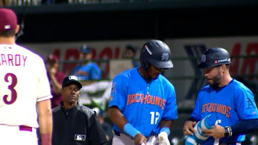 Leo De Vries hits his first two homers of the season