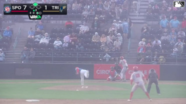Kevin Fitzer singles on a sharp ground ball to center fielder Anthony Scull. Jack O'Dowd scores.