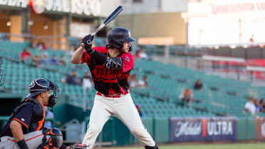 Early pitcher’s duel turns into a 12-3 Fresno blowout of Modesto