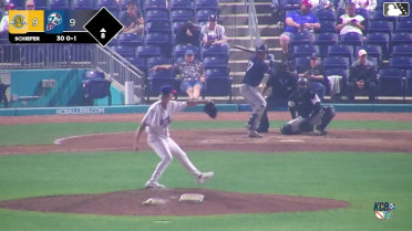 Caden Bodine homers (3) on a fly ball to right field.