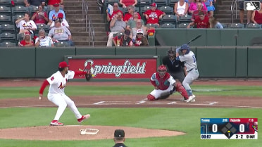 Yhoiker Fajardo In play, run(s) to Taylor Young