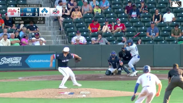 Taylor Young doubles (4) on a line drive to right fielder Garrett Spain. Zyhir Hope scores. Chris Newell scores. Kole Myers to 3rd.