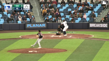 Avery Owusu-Asiedu homers (3) on a line drive to left center field.