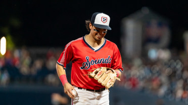 Dunn's Grand Slam Hoists Sounds Over Stripers in Final Home Game of the Year