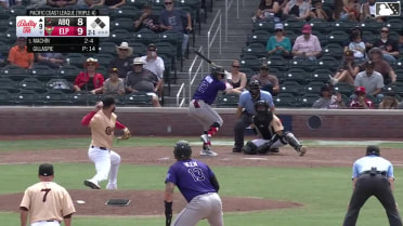 Vimael Machín doubles (2) on a sharp line drive to right fielder Jase Bowen. Zac Veen scores. Charlie Condon out at home on the throw, right fielder Jase Bowen to second baseman Sung-Mun Song to catcher Rodolfo Durán. Vimael Machín to 3rd.