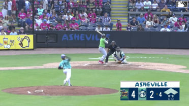 Gleider Figuereo homers (4) on a fly ball to right field.