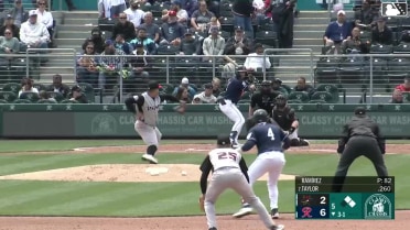 Carson Taylor doubles (10) on a sharp line drive to left fielder Mike Antico. Victor Labrada scores. Jakson Reetz to 3rd.