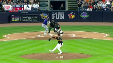 Gavin Cross homers (12) on a fly ball to right field. Alejo Lopez scores. Jacob Berry scores.