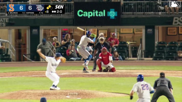 Ronny Mauricio's two-run single