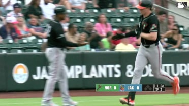 Heston Kjerstad's solo home run 