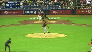 Andry Lara In play, run(s) to Tsung-Che Cheng