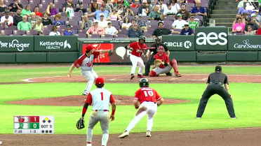 Victor Acosta hits a sacrifice bunt. Throwing error by pitcher Maikel Miralles. Peyton Stovall scores. Victor Acosta to 3rd.