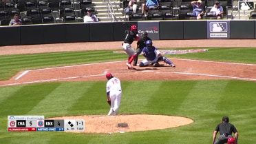 Alexander Vargas singles on a ground ball to right fielder Andy Garriola. Cade Hunter scores. Austin Hendrick to 3rd.