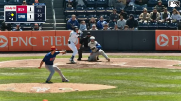 José Berríos In play, run(s) to Seth Brown