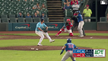 Ricardo Olivar doubles (1) on a line drive to left fielder Austin Hendrick. Gabriel Gonzalez scores. Kyler Fedko scores.