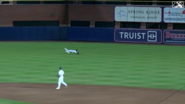 Phillies prospect Marcus Lee Sang makes a diving grab