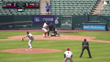 Derek Bernard doubles (6) on a fly ball to left fielder Abdias De La Cruz. Roldy Brito scores.
