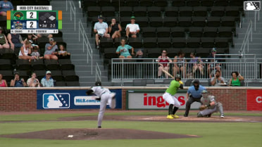 Gleider Figuereo homers (15) on a fly ball to right field. Hector Osorio scores.