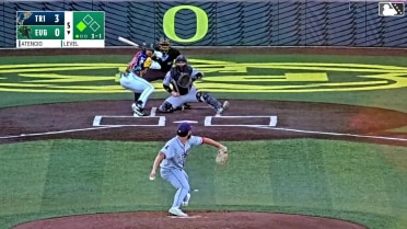 Jhonny Level singles on a line drive to right fielder Randy De Jesus. Zane Zielinski scores.