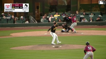 Hunter Strickland In play, run(s) to Buddy Kennedy