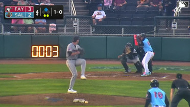D'Angelo Ortiz singles on a fly ball to center fielder Josh Wakefield. Anderson Fermin scores.