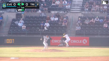 Randy De Jesus doubles (5) on a sharp fly ball to right fielder Anthony Donofrio. Matt Coutney scores. Ryan Nicholson to 3rd.