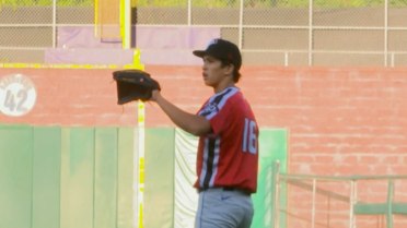 Jonah Tong strikes out seven batters in outing