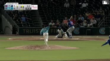 Peyton Pallette In play, run(s) to Daz Cameron