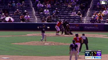 Shawn Dubin In play, run(s) to Vimael Machín