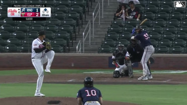 A.J. Vukovich doubles (5) on a sharp fly ball to right fielder Nick Schnell. Manuel Pena scores.
