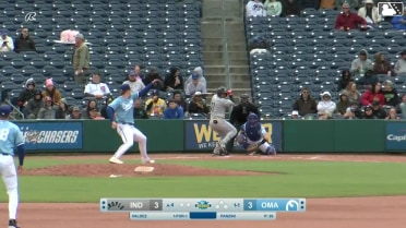 Enmanuel Valdez homers (1) on a fly ball to right center field.