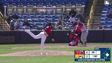 Lamar King Jr. doubles (4) on a line drive to left fielder Aaron Walton. Rosman Verdugo scores.