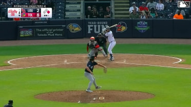 Tyler Gentry homers (8) on a fly ball to right center field. Trei Cruz scores.