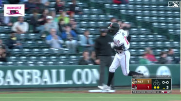 Marco Luciano's first Double-A home run 