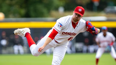 Wentworth Shines As C's Top Dust Devils 4-1