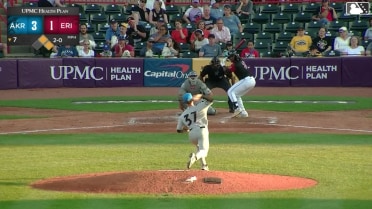 E.J. Exposito doubles (10) on a sharp line drive to right fielder Jaison Chourio. Thayron Liranzo scores. Justice Bigbie to 3rd.