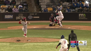 Noah Cardenas walks. Emmanuel Rodriguez scores. Orlando Arcia to 3rd. Ryan Kreidler to 2nd.