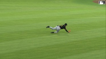 Nelson Rada dives forward to make a catch