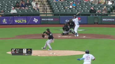 Omar Cruz In play, run(s) to Cameron Cauley