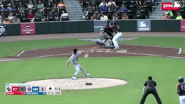 Andy Garriola doubles (15) on a line drive to right fielder Eddie Micheletti Jr. Alex Ramírez scores.