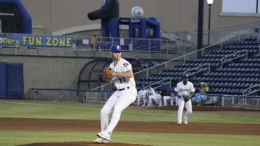 Shuckers Drop Weather-Shortened Opener to M-Braves
