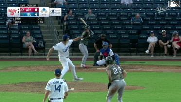 Boston Smith singles on a sharp line drive to center fielder Kole Myers. Hunter Fitz-Gerald scores. Boston Smith to 2nd.