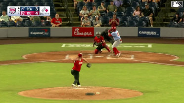 Pedro León homers (11) on a fly ball to left center field. Bryan Rincon scores.
