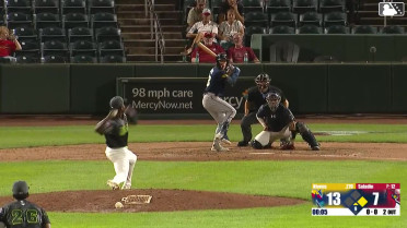Spencer Nivens triples (3) on a fly ball to right fielder Won-Bin Cho. Sam Kulasingam scores.