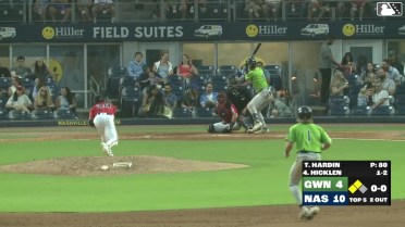 Brewer Hicklen singles on a sharp line drive to left fielder Luis Matos. Luke Williams scores. Jim Jarvis scores.