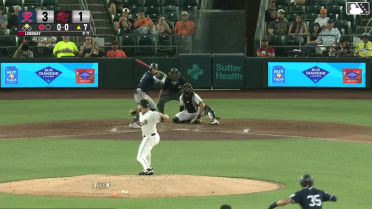Miles Mastrobuoni doubles (2) on a sharp line drive to left fielder Scott Bandura. Alejo Lopez scores.