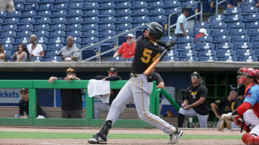 Pirates top prospect Edward Florentino's first homer