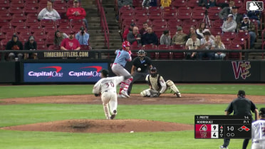 Tai Peete singles on a ground ball to right fielder Josiah Ragsdale. Jose Cordoba scores. Tre Richardson III to 3rd.