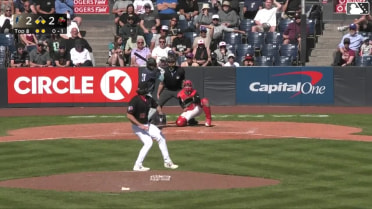 Anthony Scull singles on a line drive to right fielder Carter Cunningham. Randy De Jesus scores. Peter Burns to 2nd.
